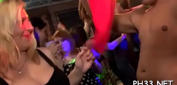  Plenty of blow job from blondes and massing team fuck at night club